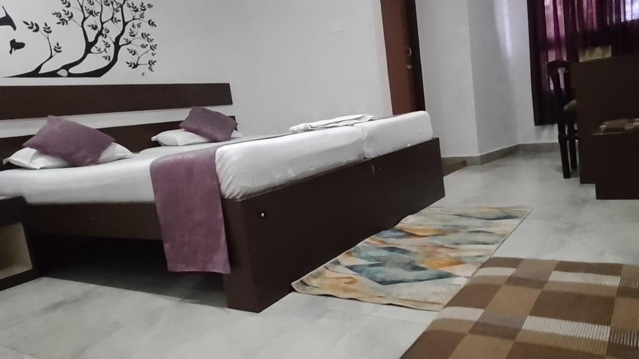 Arya Inn Guwahati Exterior photo