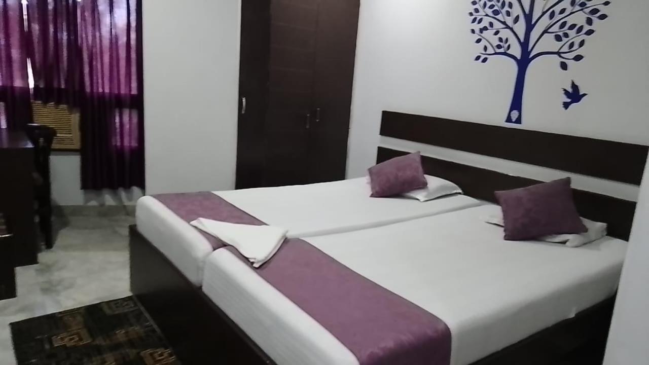 Arya Inn Guwahati Exterior photo